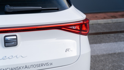 SEAT Leon SP 1.5 eTSI FR Black