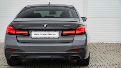 BMW 540i xDrive Sedan