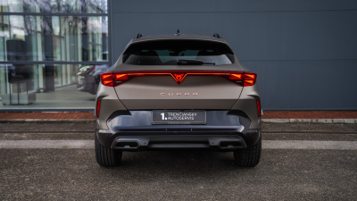 CUPRA Formentor 2.0 TSI 4x4 (pohľad zozadu)