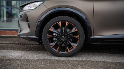 CUPRA Formentor 2.0 TSI 4x4 (pohľad do interiéru)