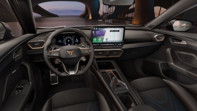 CUPRA Formentor 1.5 eTSI  (pohľad spredu)