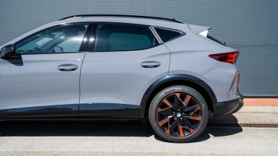 CUPRA Formentor 1.5 eTSI  (pohľad do interiéru)