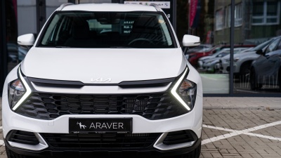 Kia Sportage 1.6 T-GDi 4x4 7DCT Silver (pohľad do interiéru)