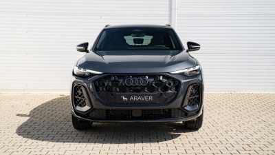 AUDI Q5 2.0 TDI Quattro (pohľad do interiéru)