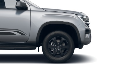 VW Amarok PanAmericana 3.0 TDI 4x4 (pohľad spredu)
