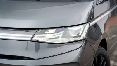 VW Multivan Style Long 2.0 TDI (pohľad do interiéru)