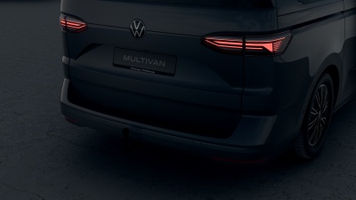 VW Multivan Bulli Long 2.0 TDI (pohľad do interiéru)