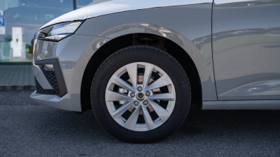 Škoda Scala 1.0 TSI Drive 130 (pohľad do interiéru)
