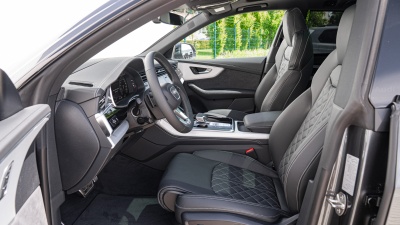 AUDI Q8 3.0 TDI Quattro (pohľad zozadu)