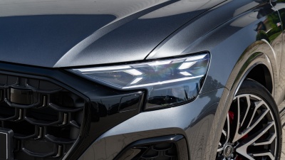 AUDI Q8 3.0 TDI Quattro (pohľad zboku)