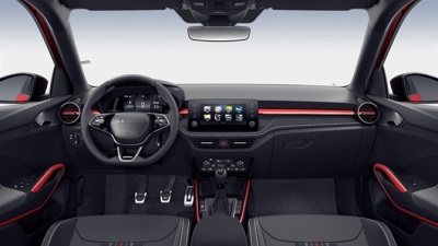Škoda Fabia 1.0 TSI Monte Carlo (pohľad spredu)