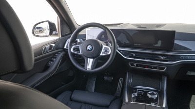 BMW X5 30d xDrive (pohľad do interiéru)