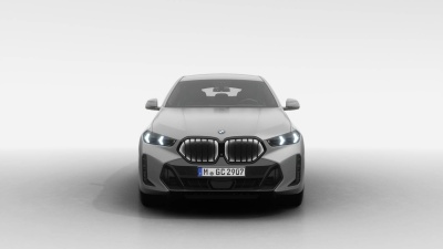 BMW X6 30d xDrive (pohľad do interiéru)