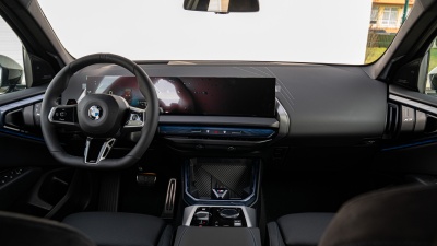 BMW X3 20d xDrive (pohľad do interiéru)