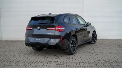 BMW X3 20d xDrive (pohľad zboku)