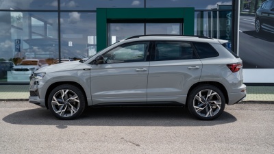 Škoda Karoq 2.0 TDI Sportline 4x4 (pohľad do interiéru)