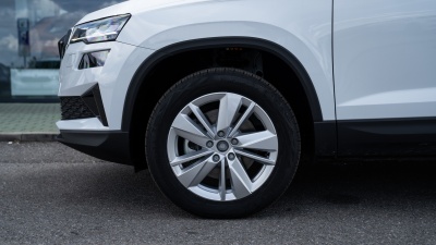 Škoda Karoq 1.5 TSI Drive 130 (pohľad do interiéru)