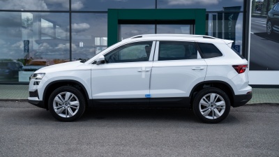 Škoda Karoq 1.5 TSI Drive 130 (pohľad do interiéru)