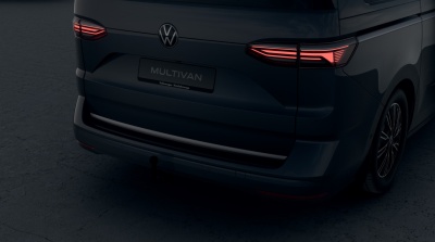 VW Multivan Style Long 2.0 TSI (pohľad do interiéru)