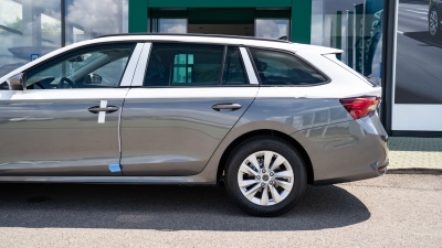 Škoda Octavia Combi 1.5 TSI Drive 130 (pohľad do interiéru)