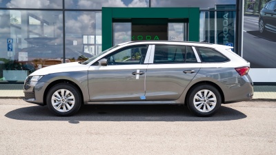 Škoda Octavia Combi 1.5 TSI Drive 130 (pohľad do interiéru)