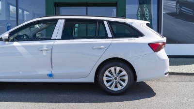Škoda Octavia Combi 1.5 TSI Selection (pohľad do interiéru)