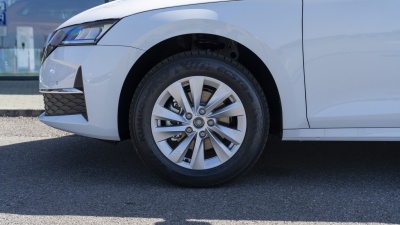 Škoda Octavia Combi 1.5 TSI Selection (pohľad do interiéru)
