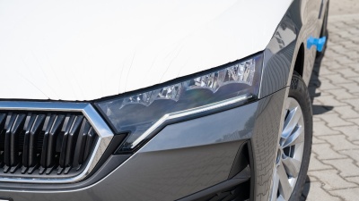Škoda Octavia combi 1.5 TSI Drive 130 (pohľad do interiéru)