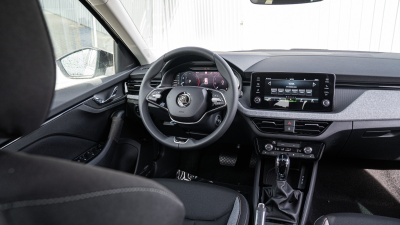 Škoda Kamiq 1.5 TSI Drive 130 Plus (pohľad do interiéru)