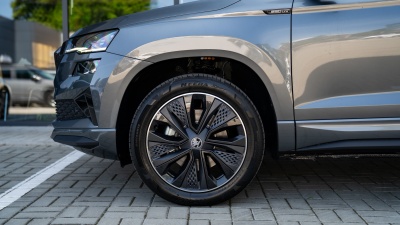 Škoda Karoq 1.5 TSI Sportline (pohľad do interiéru)