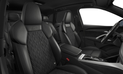 AUDI Q5 2.0 TDI Quattro (pohľad do interiéru)
