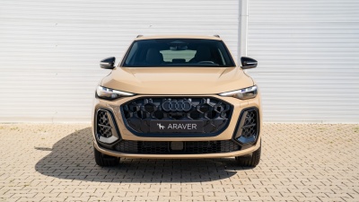 AUDI Q5 2.0 TDI Quattro (pohľad do interiéru)