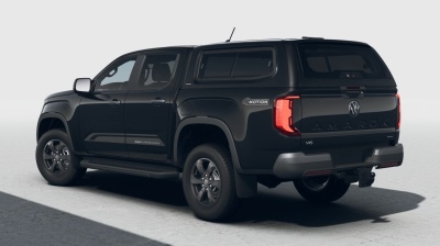 VW Amarok PanAmericana 3.0 TDI 4x4 (pohľad zozadu)