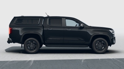 VW Amarok PanAmericana 3.0 TDI 4x4 (pohľad spredu)