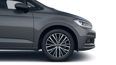 VW Touran 1.5 TSI Limited (pohľad do interiéru)