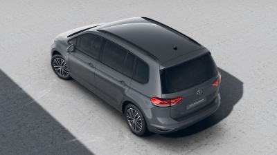 VW Touran 1.5 TSI Limited (pohľad do interiéru)