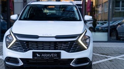 Kia Sportage 1.6 T-GDi 4x4 7DCT Silver (pohľad do interiéru)