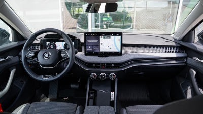 Škoda Superb 2.0 TDI Top Selection 