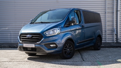 Ford Transit Custom 2.0 EcoBlue 8- miestny (základný pohľad)