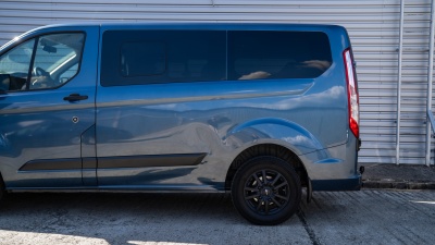 Ford Transit Custom 2.0 EcoBlue 8- miestny (pohľad do interiéru)