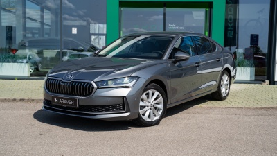 Škoda Superb 2.0 TDI Selection (základný pohľad)
