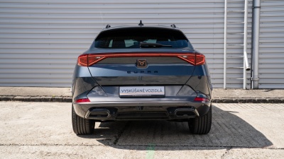 Cupra Formentor 1.5 TSI  (pohľad zozadu)