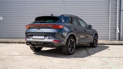 Cupra Formentor 1.5 TSI  (pohľad spredu)