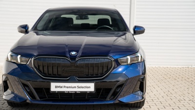 BMW 520d xDrive Sedan (pohľad do interiéru)