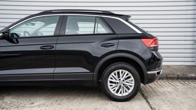 Volkswagen T-Roc 1.5 TSI (pohľad do interiéru)