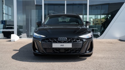 AUDI A6 Avant 3.0 TFSI Quattro (pohľad zozadu)