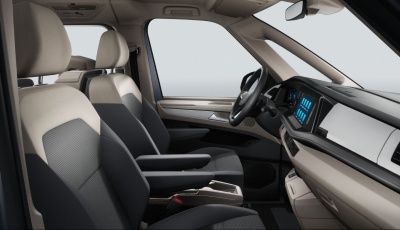 VW Multivan Bulli Long 2.0 TDI (pohľad do interiéru)