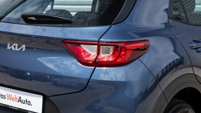 Kia Stonic 1.2 DPI (pohľad do interiéru)