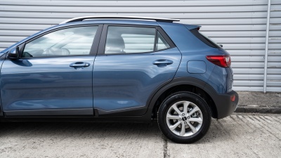 Kia Stonic 1.2 DPI (pohľad do interiéru)