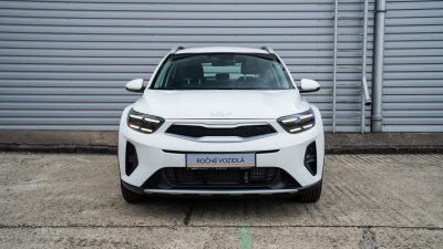 Kia Stonic 1.0 T-GDi  (pohľad do interiéru)